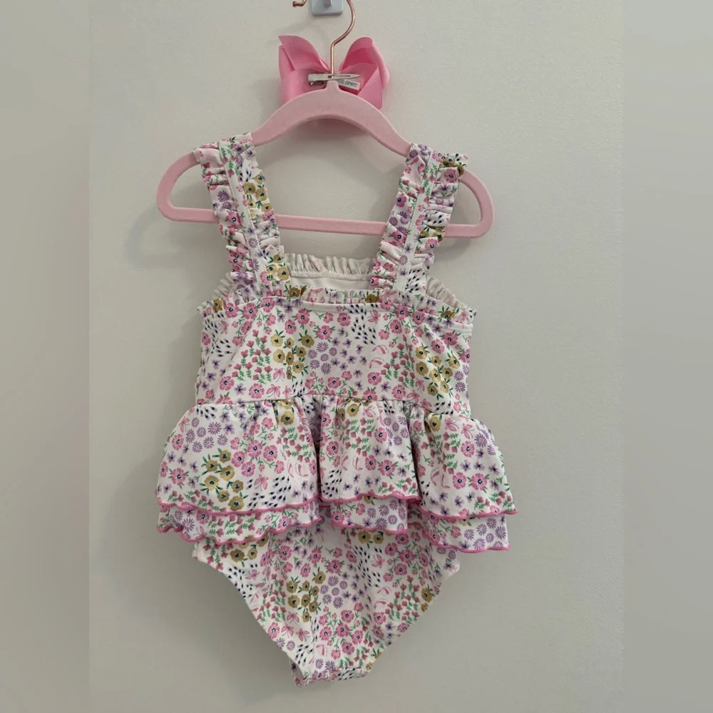 5T Catherine Malandrino Floral Ruffle One-Piece, Wee Ones Bow, & WaterShoes 9/10 - Picture 3 of 8